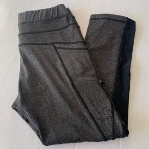 Kyodan Cropped Edgy Leggings Womens Small Heathered Black with Mesh Yoga Pants